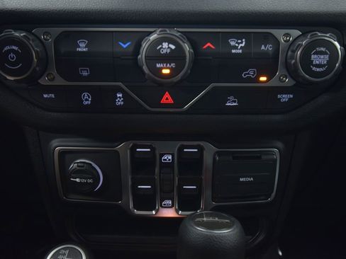 New 2026 Jeep Gladiator Sport image 22