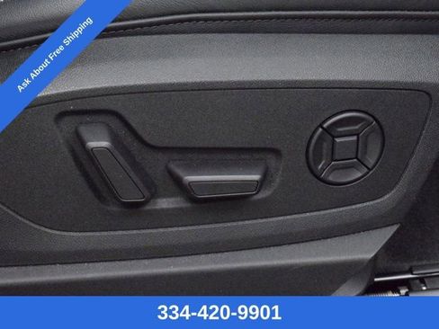 Used 2021 Audi e-tron Premium Plus w/ Premium Plus Package image 26