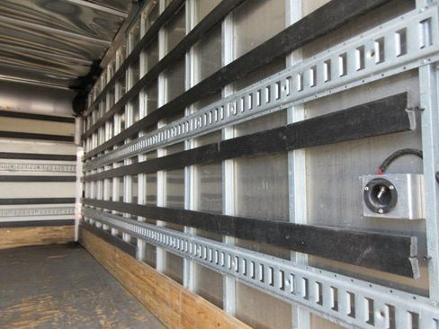 Used 2015 Ford E-350 and Econoline 350 Super Duty RWD image 11
