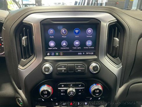 Used 2019 GMC Sierra 1500 SLE AWD/4WD image 14