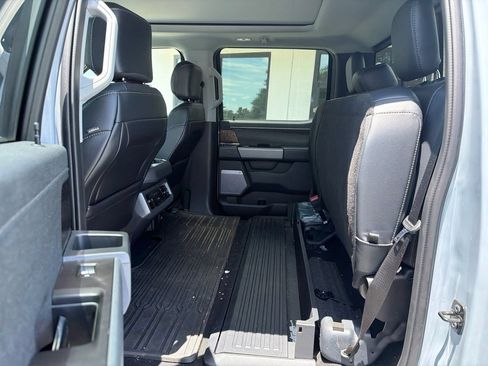 Used 2024 Ford F350 Lariat w/ Lariat Ultimate Package AWD/4WD image 4