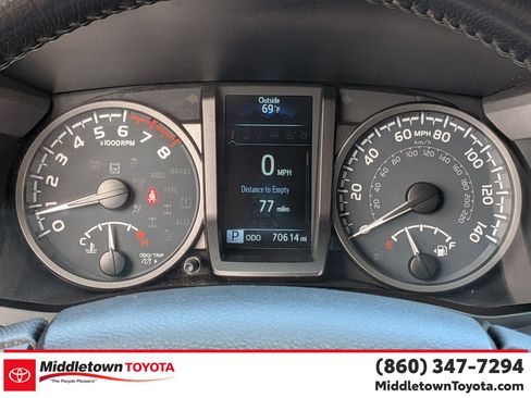 Certified 2021 Toyota Tacoma TRD Off-Road w/ TRD Premium Off Road Package AWD/4WD image 21