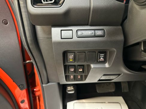 Certified 2025 Nissan Frontier PRO-4X w/ Pro Convenience Package AWD/4WD image 22
