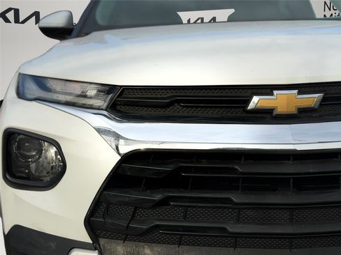 Used 2022 Chevrolet TrailBlazer LT w/ Driver Confidence Package image 27