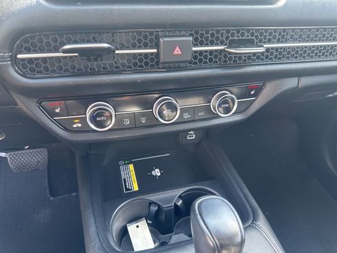 Used 2024 Honda HR-V EX-L image 18