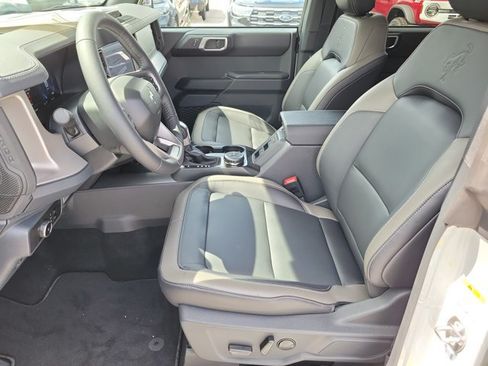 New 2026 Ford Bronco Outer Banks AWD/4WD image 19