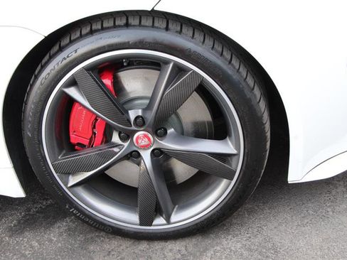 Used 2016 Jaguar F-TYPE R image 39