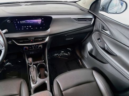 Used 2024 Buick Encore GX Sport Touring FWD image 21