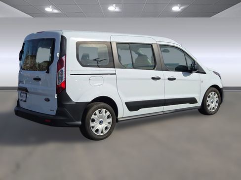 Used 2022 Ford Transit Connect XL image 8