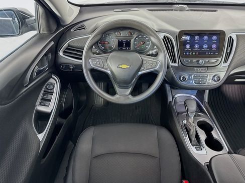 Used 2024 Chevrolet Malibu LT image 24