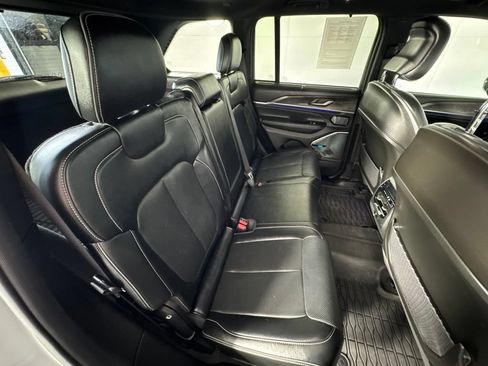 Certified 2023 Jeep Grand Cherokee Overland w/ Advanced Protech Group III AWD/4WD image 38