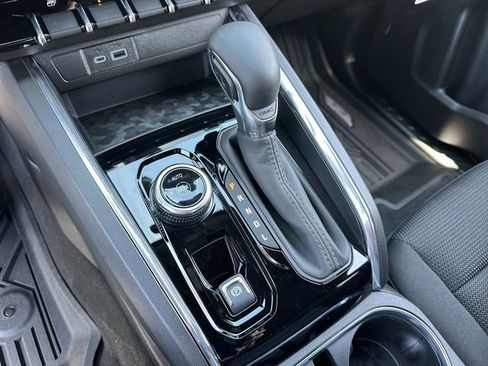 New 2026 GMC Canyon Elevation AWD/4WD image 16