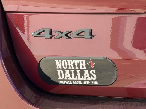 New 2025 Jeep Grand Cherokee L Altitude image 9