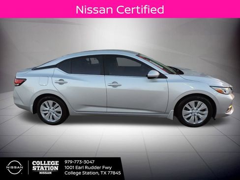 Certified 2021 Nissan Sentra S image 2