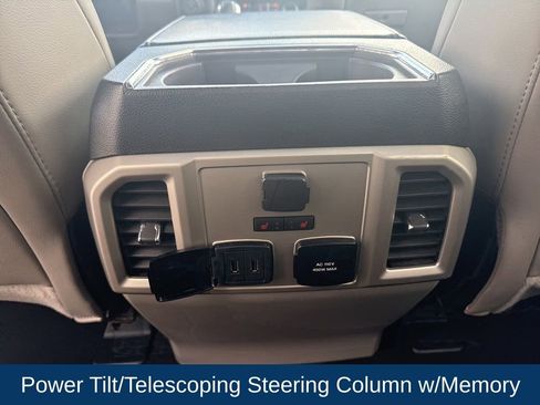 Used 2019 Ford F150 Lariat w/ Equipment Group 502A Luxury image 28