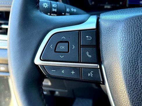 Used 2024 Toyota Grand Highlander Limited image 13