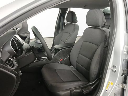 Used 2021 Chevrolet Malibu LS FWD image 16