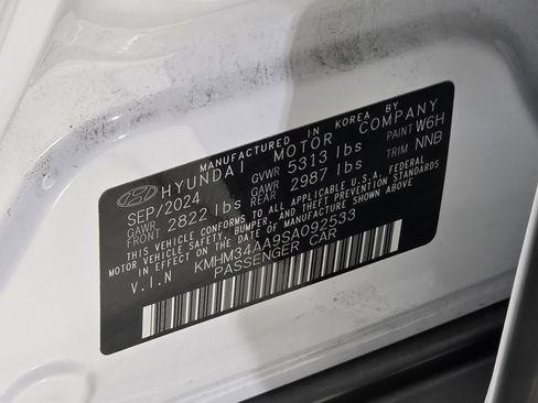 Certified 2025 Hyundai Ioniq 6 SEL image 35