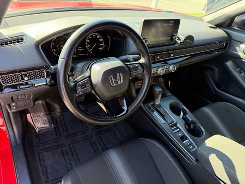 Used 2024 Honda Civic Sport image 2