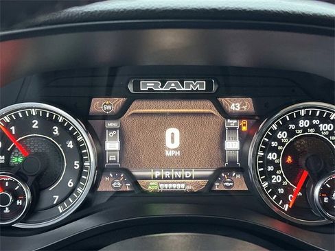 Used 2023 RAM 1500 Big Horn image 30