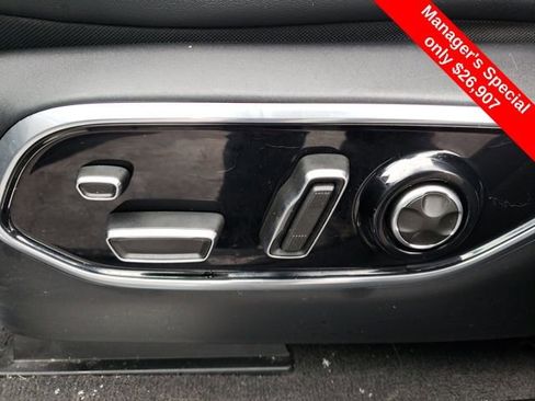 Used 2021 Jeep Grand Cherokee L Overland w/ Advanced Protech Group III image 17