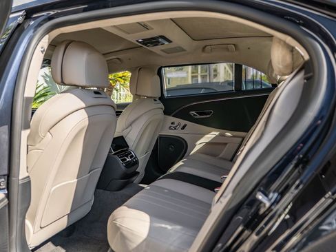 New 2026 Bentley Flying Spur Plug-In Hybrid AWD/4WD image 29