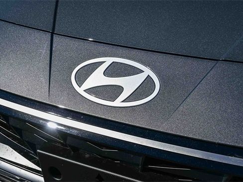 New 2026 Hyundai Elantra SEL Sport image 14