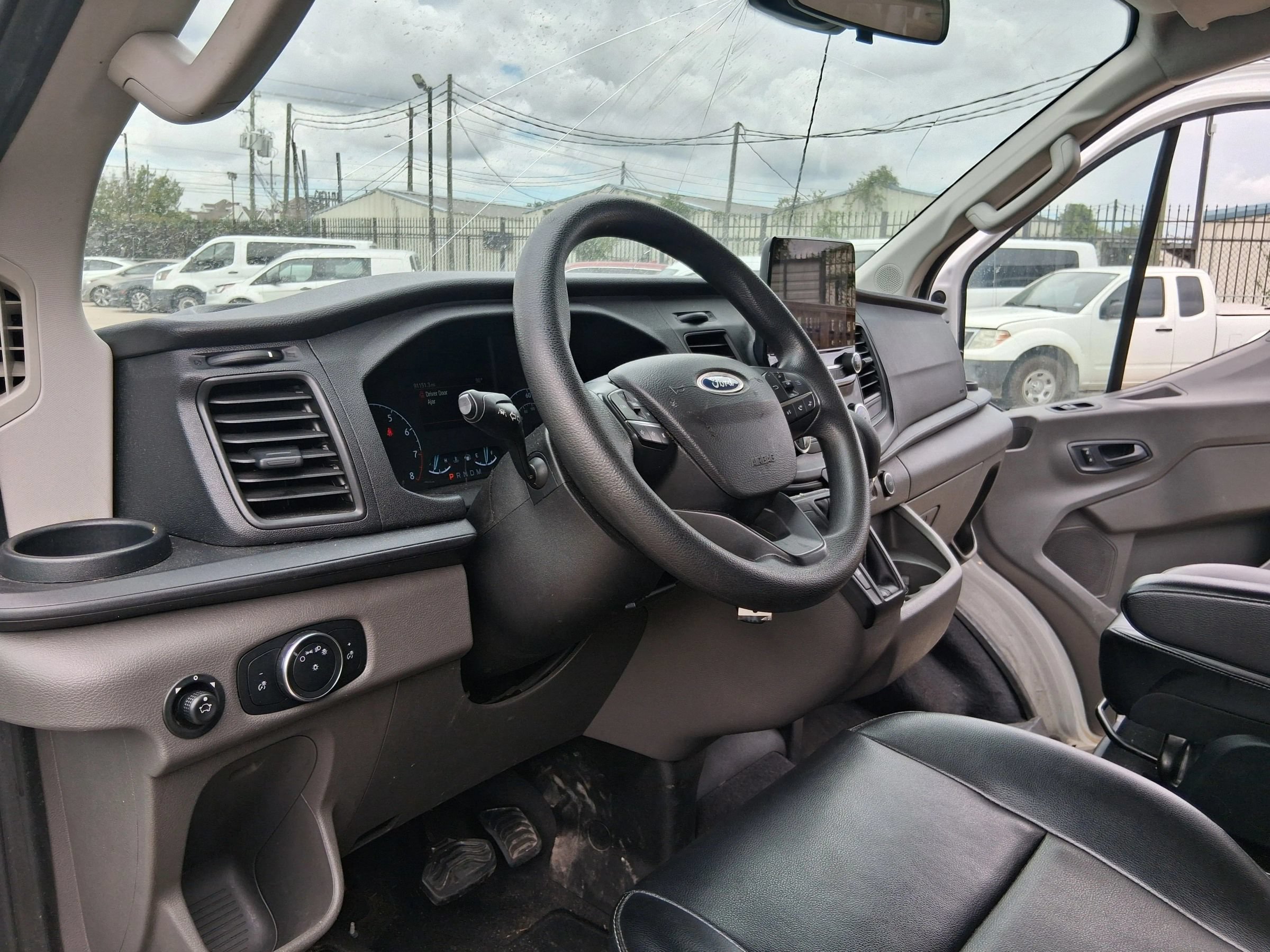 Used 2020 Ford Transit 150 XL RWD image 21