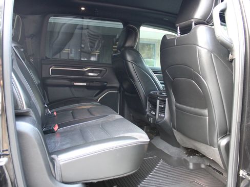 Used 2019 RAM 1500 Laramie AWD/4WD image 24
