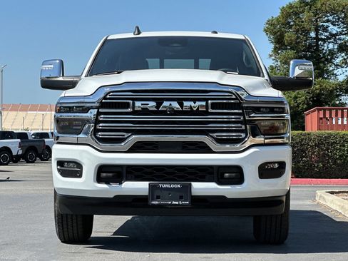 New 2025 RAM 2500 Laramie image 9