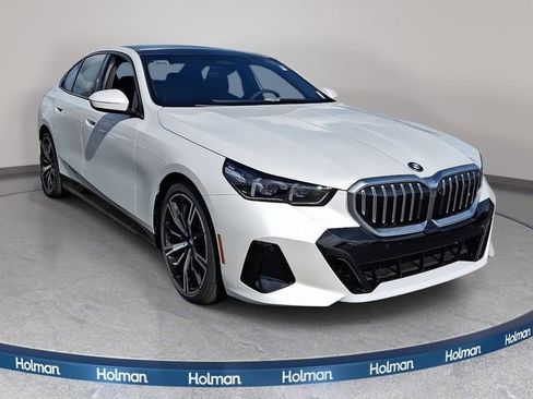 New 2026 BMW 550e xDrive 550e xDrive image 3