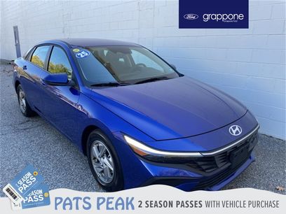 Used 2025 Hyundai Elantra SE
