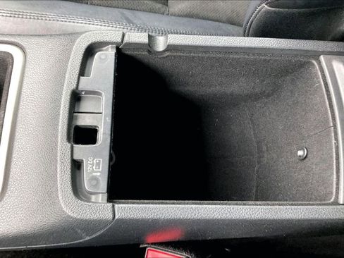 Used 2018 Jeep Grand Cherokee Altitude RWD image 26