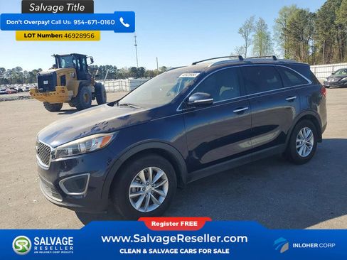 Used 2017 Kia Sorento LX w/ LX Convenience Package image 1