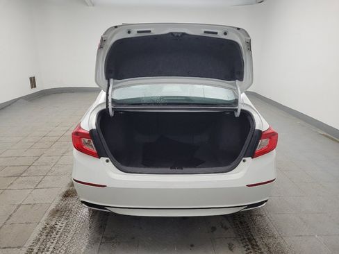 Used 2018 Honda Accord EX image 29