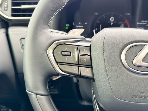 New 2026 Lexus LX 700h Luxury image 21