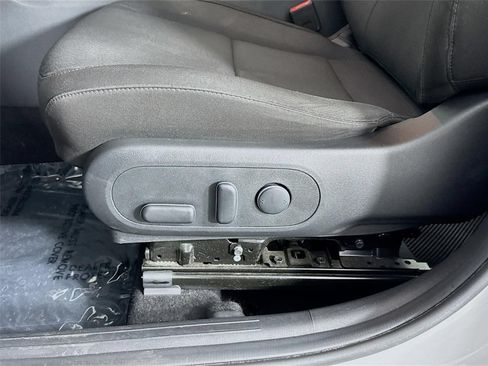 Used 2024 Hyundai Kona SEL FWD image 20