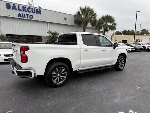 Used 2021 Chevrolet Silverado 1500 RST image 3