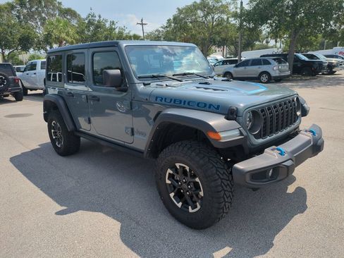Used 2024 Jeep Wrangler Unlimited Rubicon 4xe AWD/4WD image 2