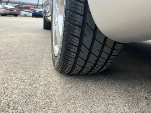 Used 2005 Lexus LS 430 image 26