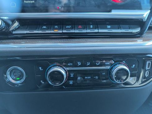 Certified 2024 GMC Sierra 1500 Elevation AWD/4WD image 19