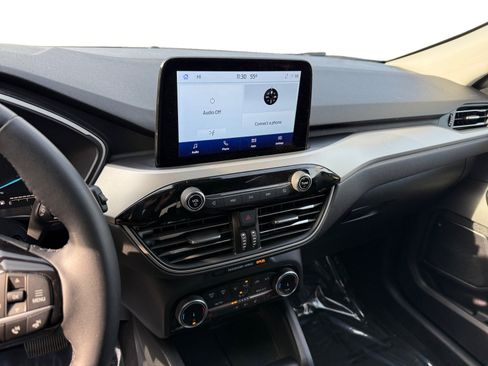 Certified 2022 Ford Escape SEL image 12