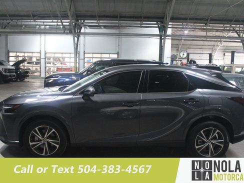 Used 2024 Lexus RX 350 FWD w/ Technology Package image 2