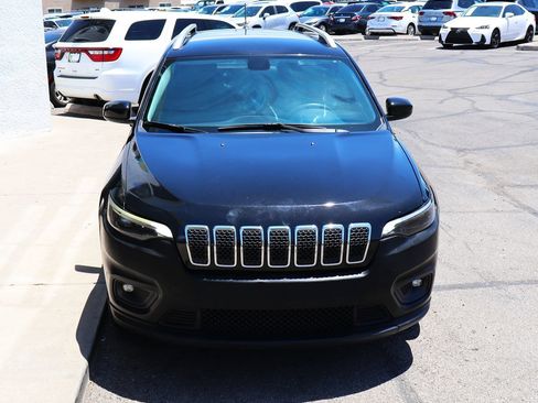 Used 2019 Jeep Cherokee Latitude w/ Popular Appearance Group FWD image 15