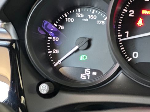 New 2026 Porsche Macan image 31