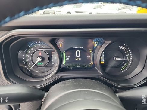 Used 2024 Jeep Wrangler Unlimited Rubicon 4xe w/ Convenience Group image 37