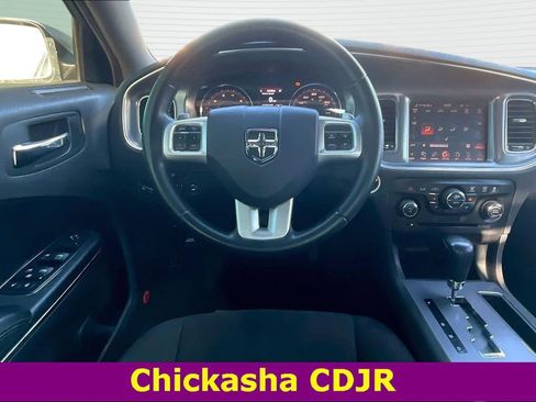 Used 2014 Dodge Charger R/T w/ Blacktop Package image 8