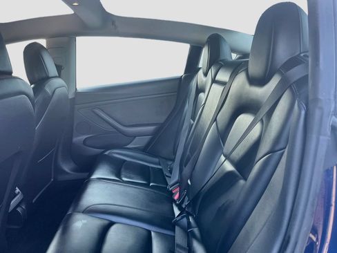 Used 2022 Tesla Model 3 Standard Range RWD image 24