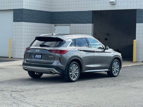 Used 2025 INFINITI QX50 Luxe AWD/4WD image 4
