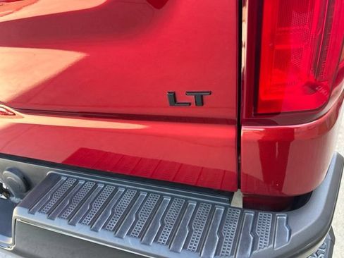 Used 2024 Chevrolet Silverado 1500 LT Trail Boss w/ Convenience Package II AWD/4WD image 7